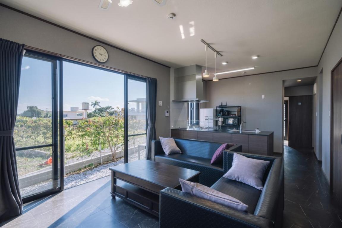Guesthouse ぅーじ家 Yaese Extérieur photo